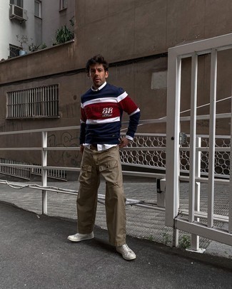 Comment porter un pull multicolore pour un style decontractés au printemps à 30 ans