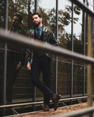 Comment porter un pull multicolore pour un style elégantes quand il fait chaud