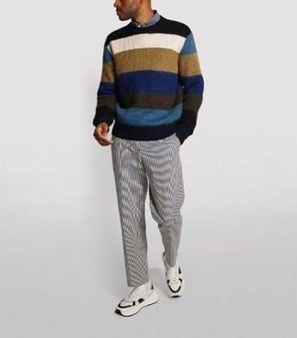 Comment porter un pull multicolore pour un style decontractés au printemps à 30 ans