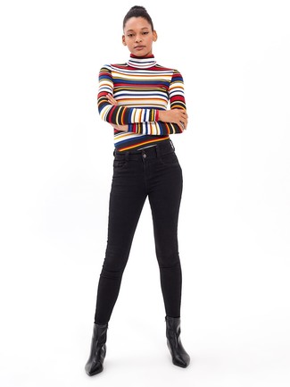 Comment porter un pull à col roulé multicolore quand il fait chaud
