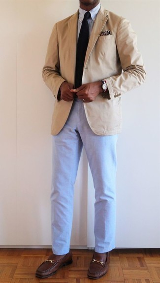 Comment porter une montre multicolore pour un style chic decontractés quand il fait chaud