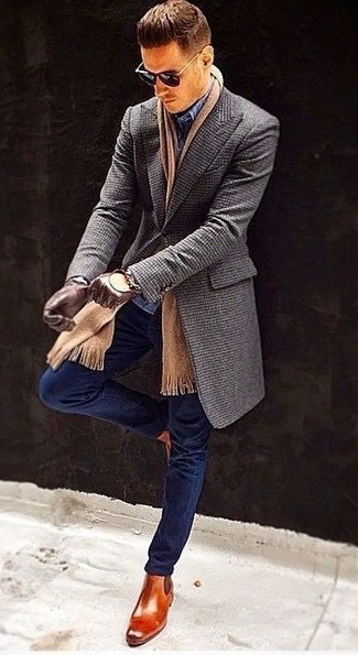 Comment porter un pantalon de costume à carreaux bleu marine