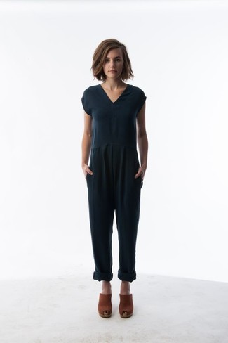 Comment porter une combinaison pantalon bleu marine