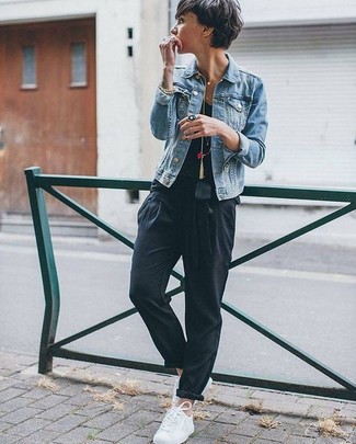 Comment porter une combinaison pantalon bleu marine