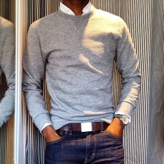 Comment porter un pantalon bleu marine homme