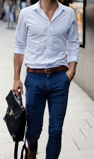 Comment porter un pantalon bleu marine homme