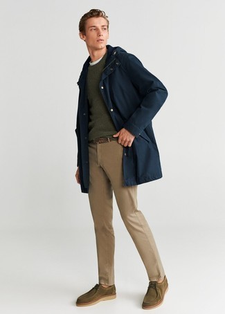 Comment porter un imperméable bleu marine