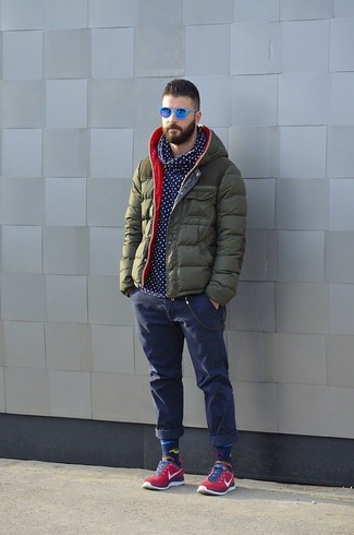 Comment porter des chaussettes bleu marine