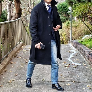 Comment porter des chaussettes bleu marine quand il fait froid