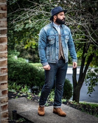 Comment porter un chapeau en laine bleu marine