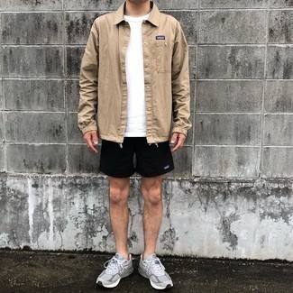 Comment porter une veste-chemise en nylon au printemps