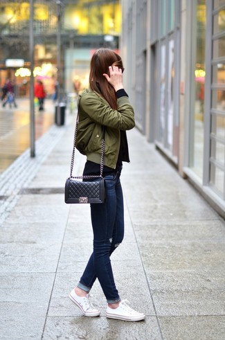 Comment porter un blouson aviateur olive