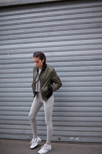 Comment porter un blouson aviateur olive