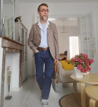 Comment porter une serviette olive