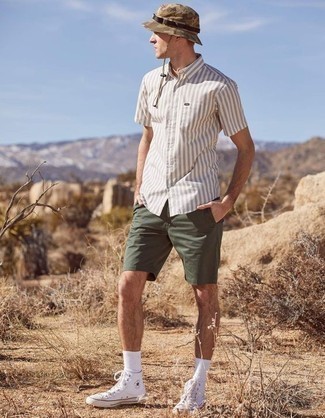 Comment porter un bob camouflage olive