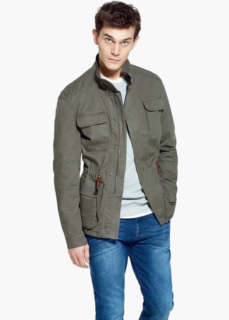 Comment porter une veste olive pour un style decontractés