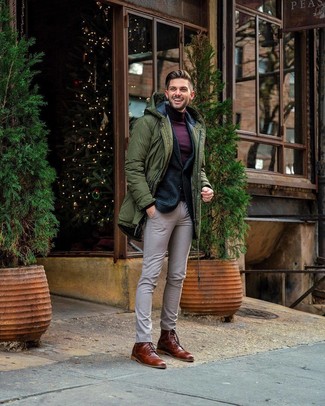 Comment porter une veste olive pour un style chic decontractés en hiver