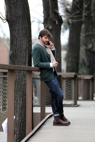 Comment porter un blazer en tricot olive