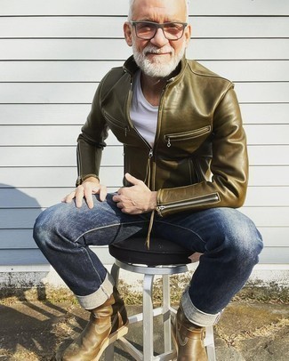 Comment porter une veste en cuir olive