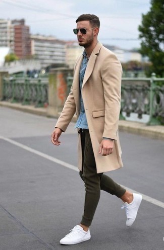 Comment porter un pantalon olive pour un style decontractés quand il fait froid