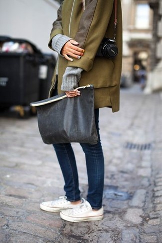 Comment porter une parka olive