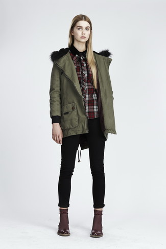 Comment porter une parka olive
