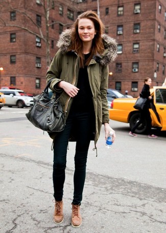 Comment porter une parka olive