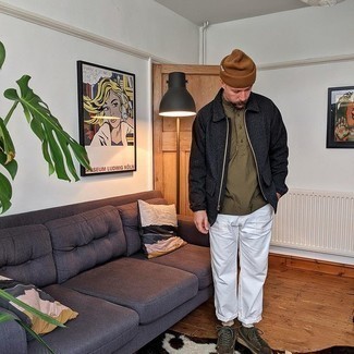 Comment porter une chemise à manches courtes olive quand il fait frais