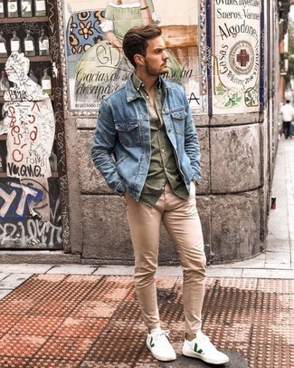 Comment porter une chemise à manches courtes olive