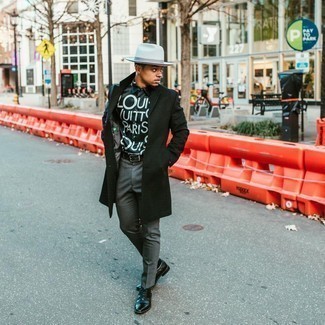Comment porter une chemise à manches courtes olive quand il fait frais
