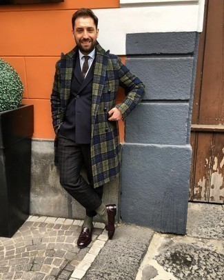 Comment porter des chaussettes olive quand il fait froid
