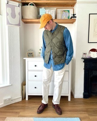 Comment porter une casquette de base-ball orange