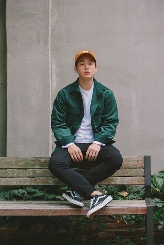 Comment porter une casquette de base-ball orange