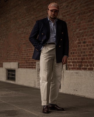 Comment porter une casquette de base-ball orange pour un style elégantes