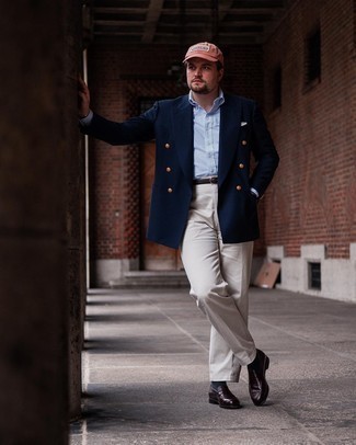 Comment porter une casquette de base-ball orange pour un style elégantes