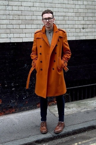 Comment porter un manteau orange quand il fait froid
