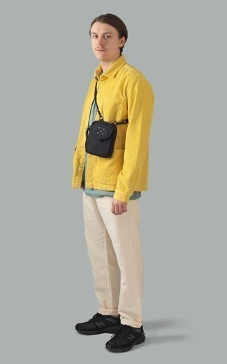 Comment porter une chemise à manches longues en velours côtelé orange