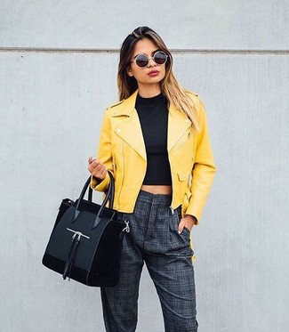 Comment porter une veste orange