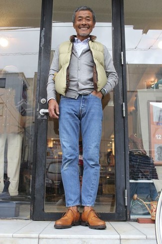 Comment porter une veste orange pour un style chic decontractés