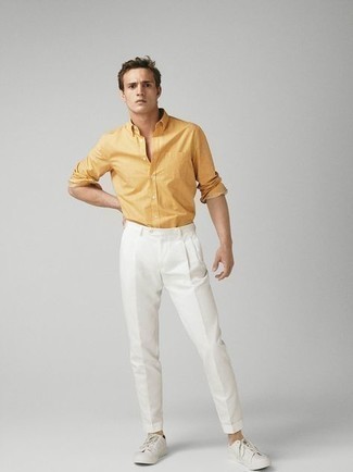 Comment porter une chemise à manches longues orange