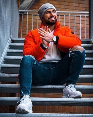 Comment porter une doudoune orange pour un style relax au printemps