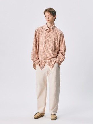 Comment porter une chemise orange
