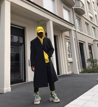 Comment porter des chaussettes orange pour un style decontractés quand il fait frais