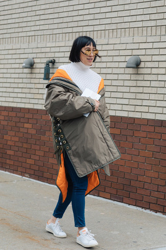 Comment porter des lunettes de soleil orange quand il fait froid à 30 ans