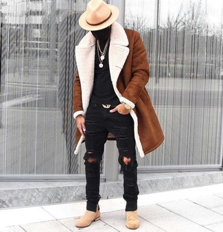 Comment porter une montre orange pour un style decontractés quand il fait frais