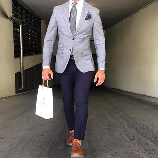 Comment porter une montre orange pour un style chic decontractés en été
