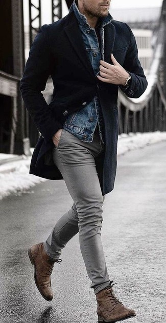 Comment porter un pardessus avec des bottes brogue
