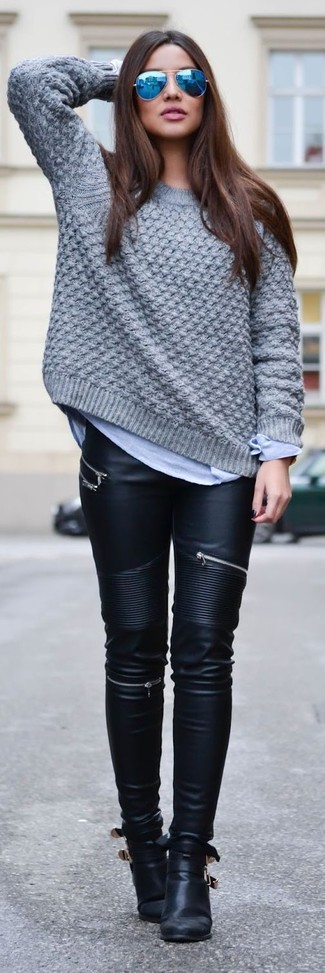 Comment porter un pull surdimensionné avec des bottines