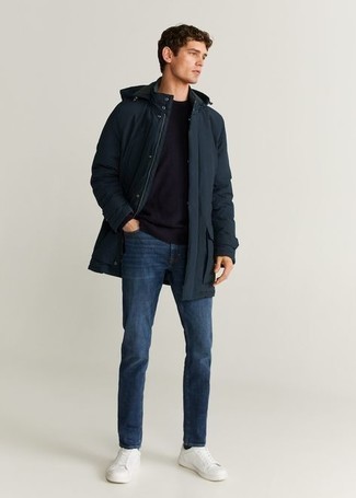 Comment porter une parka avec un jean quand il fait froid