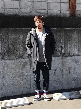 Comment porter une parka avec un jean quand il fait froid